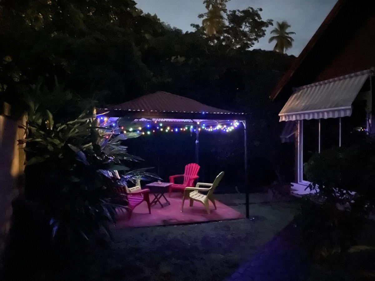 Le Gaspardo , 2 Chambres Climatisees , A 2 Mins A Pied De La Plage , Wifi , Jardin Clos, Parking ,Sans Vis-A-Vis Le Carbet Esterno foto